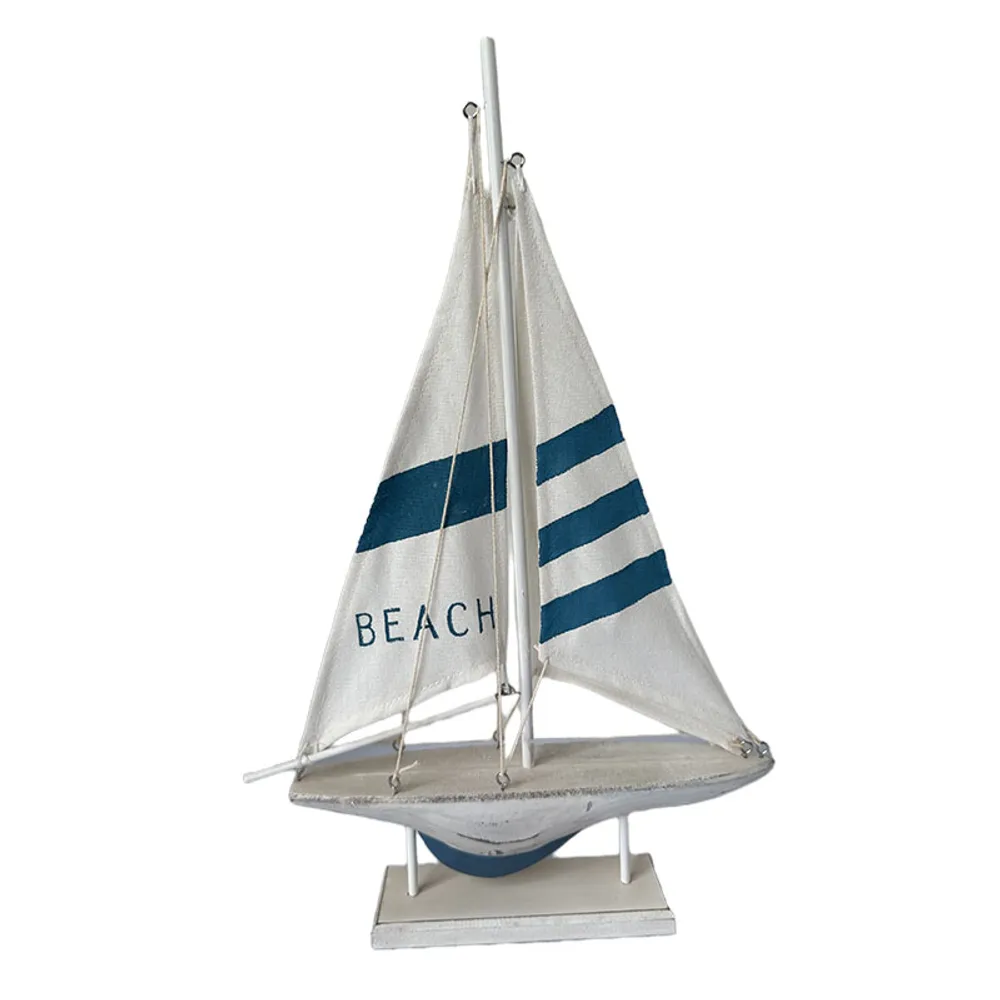 16-1/2" BEACH SAILBOAT