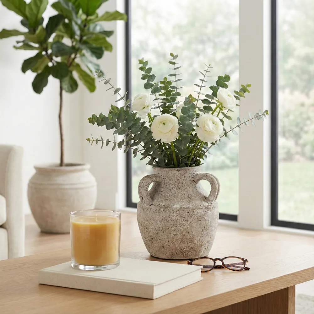 NOELWIND IVORY VASE 10 (IN)