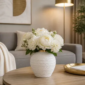 ROWANLAKE WHITE VASE 8 (IN) 10