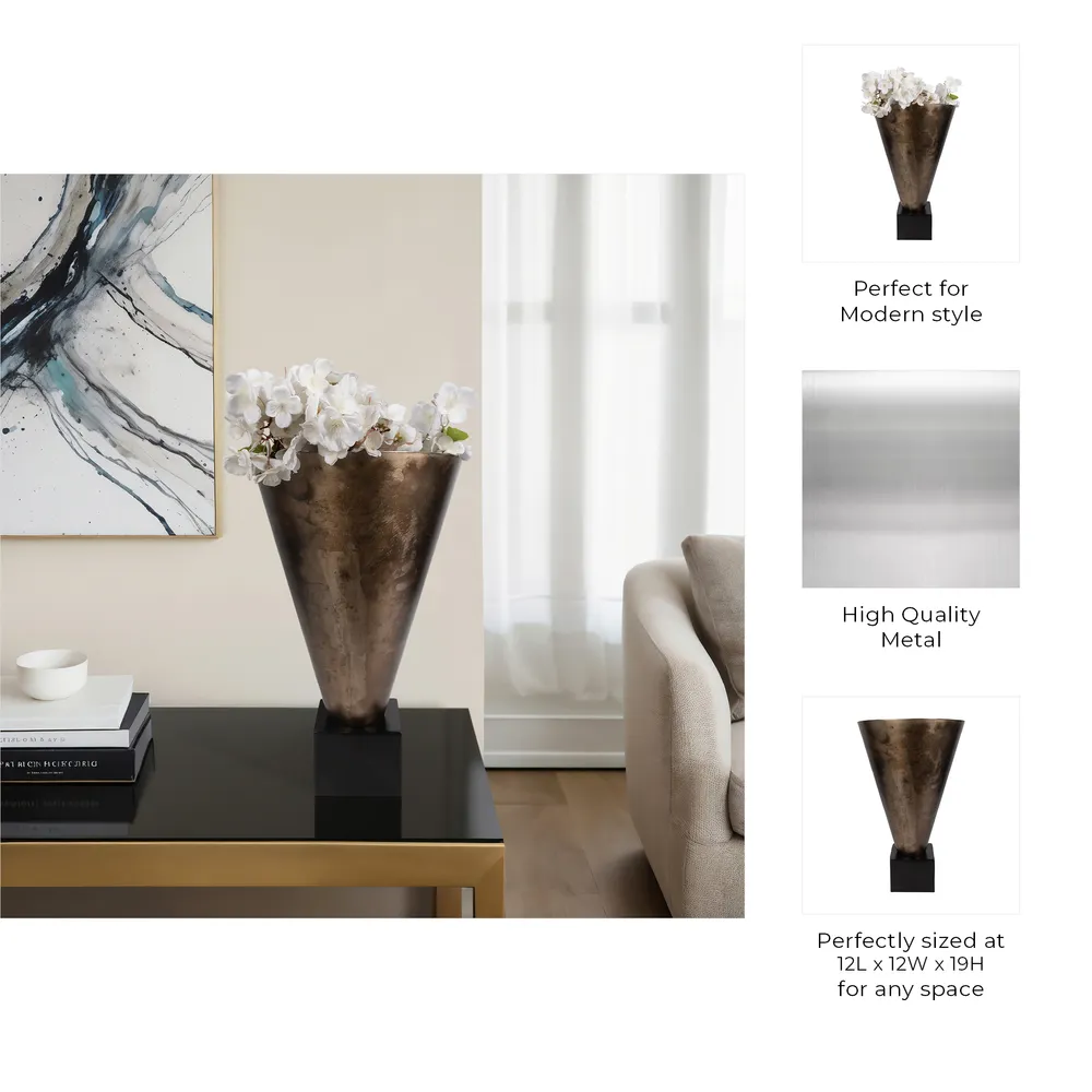 NASHOAK GOLD VASE 19 (IN)