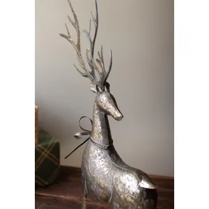 Set of 2 Rustic Metal Reindeer 3