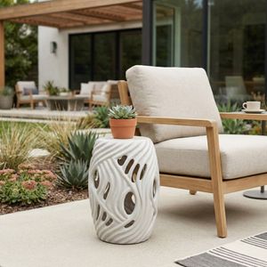 CHLOEMOOR WHITE GARDEN STOOL 19 (IN) 12
