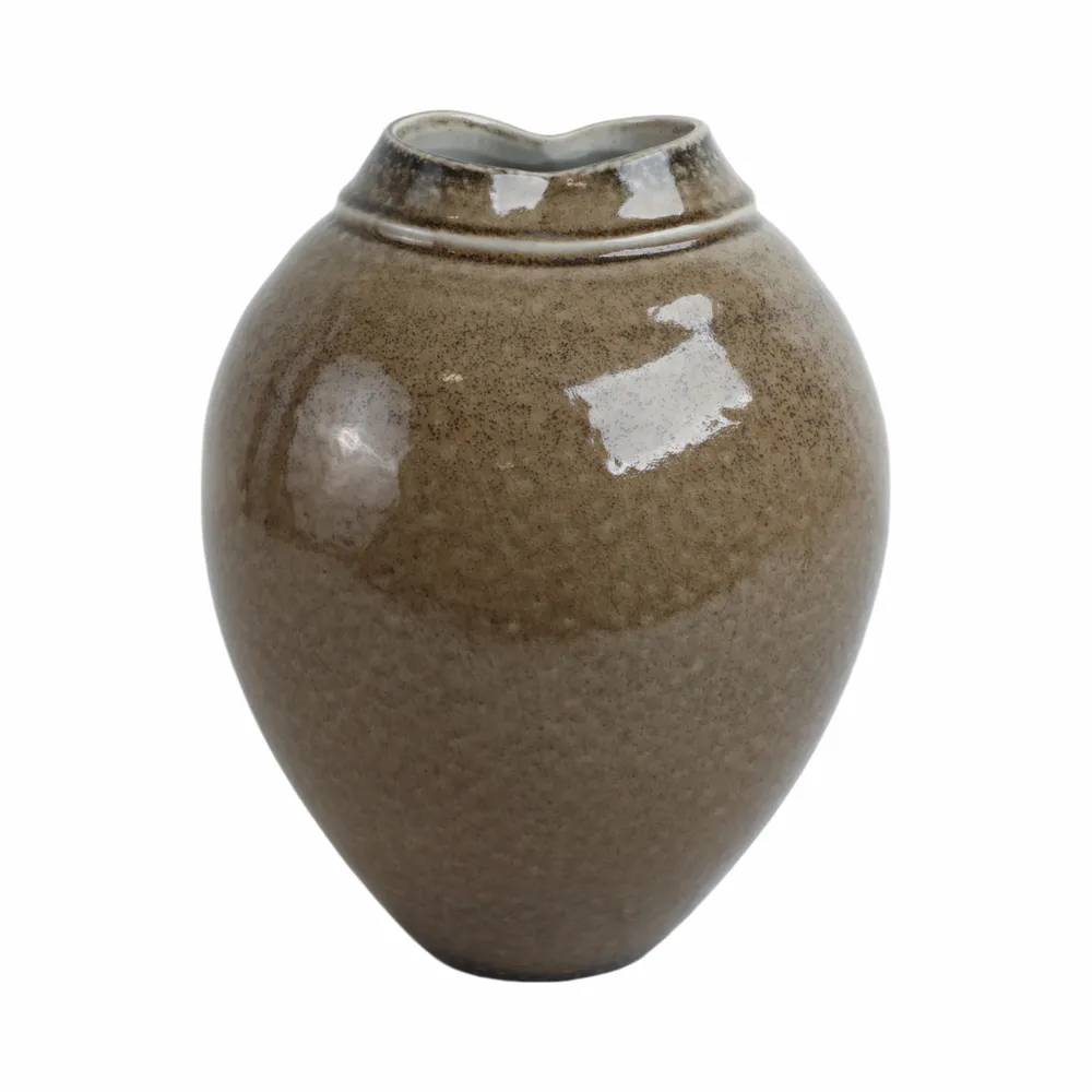 BROGANFORD BROWN VASE 11 (IN)