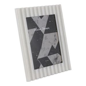 NILESTONE WHITE FRAME 9 (IN) 3
