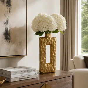 KENDALLBEACH GOLD VASE 20 (IN) 2