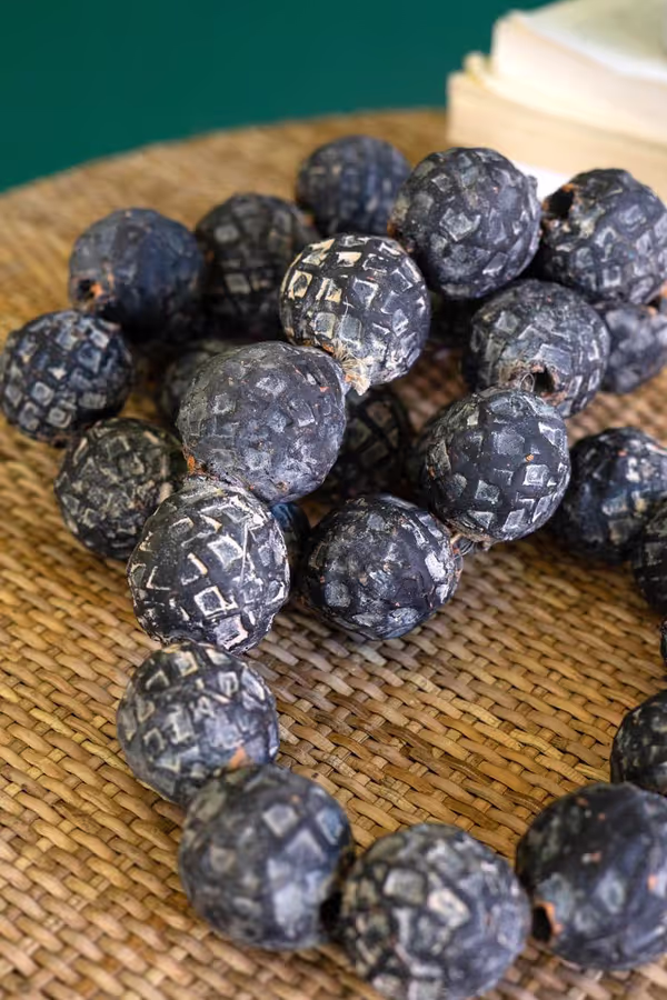 Black Clay Tabletop Beads