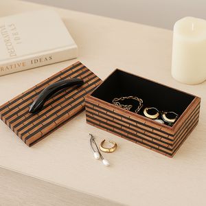 ANTONWAY BLACK BOX 8 (IN) 11