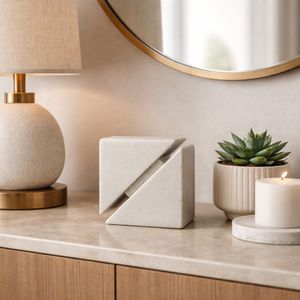 ELLERYCLIFF WHITE DECOR 4 (IN) 12