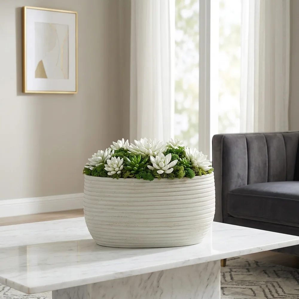 ELWYNRUN IVORY VASE 8 (IN)