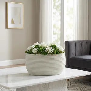 ELWYNRUN IVORY VASE 8 (IN) 2
