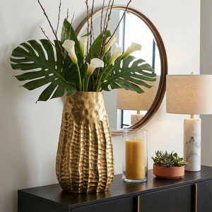 FORD GOLD VASE 17 (IN) 2